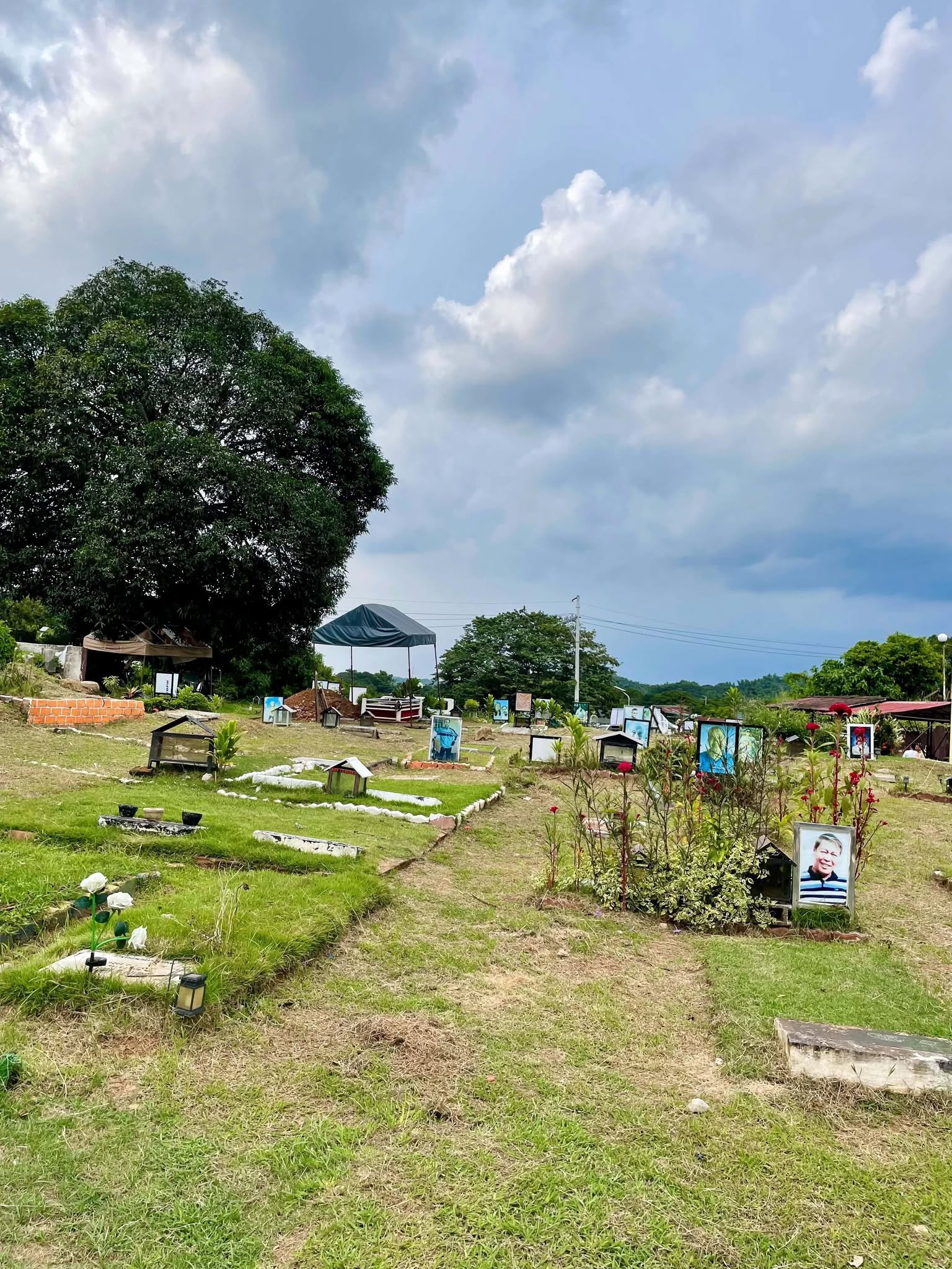 Krus Na Bato Memorial Park grounds