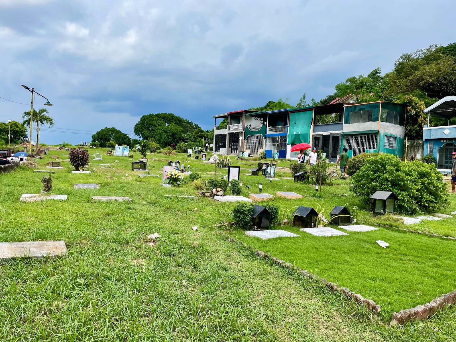 Krus Na Bato Memorial Park grounds